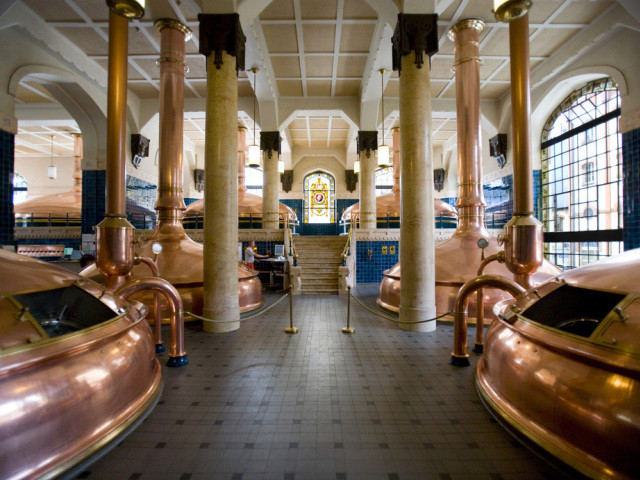 Carlsberg: bénéfice en recul l'an dernier, exercice 2015 difficile
