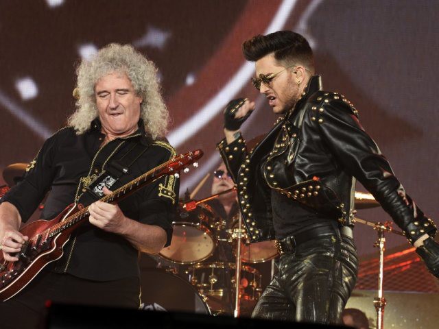 Queen et Adam Lambert enflamment le Hallenstadion de Zurich
