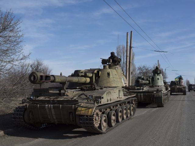 Les rebelles ukrainiens affirment entamer le retrait de leurs armes