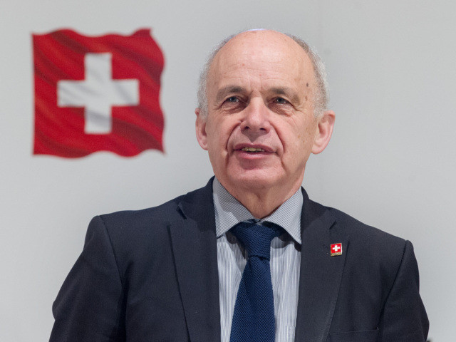 Les délégués de l'UDC discutent du programme du parti à Nottwil