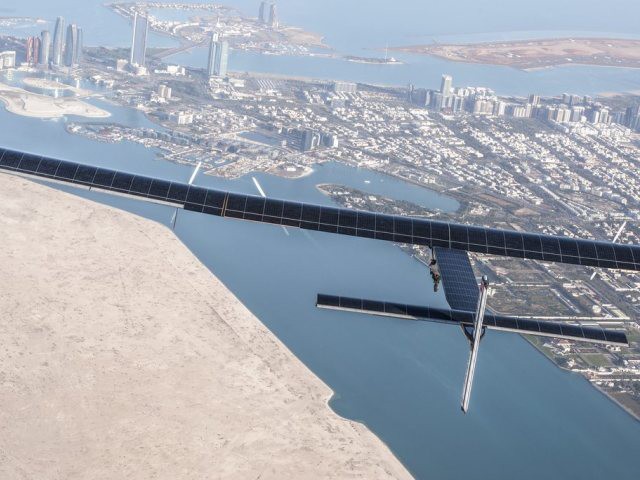 Le décollage de Solar Impulse n'aura pas lieu avant lundi