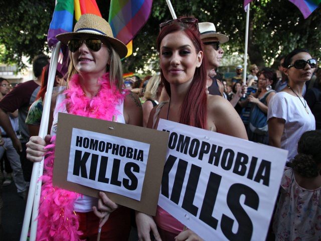 Le National veut poursuivre l'homophobie comme le racisme 