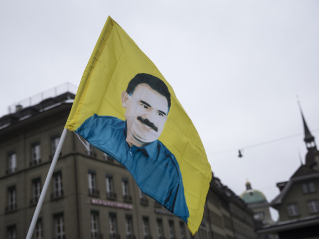 Le chef kurde Öcalan répète son appel à la fin de la rébellion