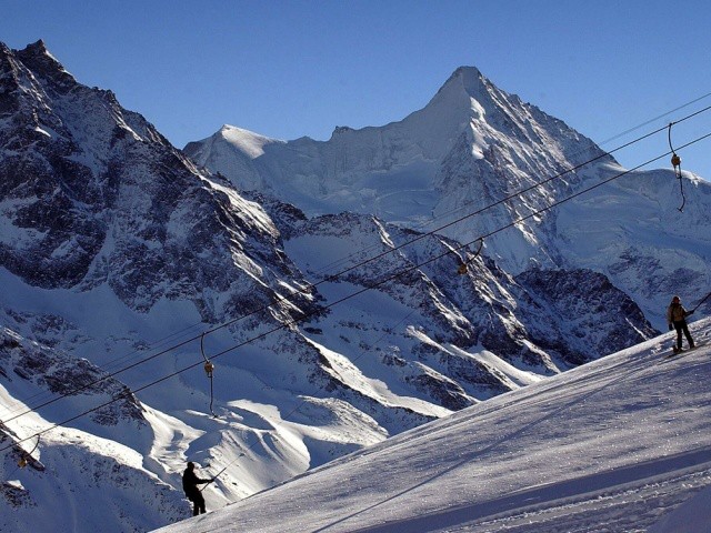 Remontées mécaniques: solutions étudiées leur financement