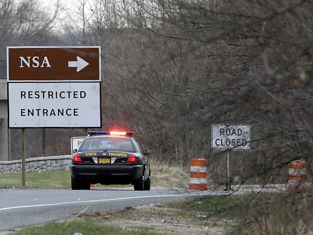 Le siège de la NSA attaqué à la voiture-bélier: un mort