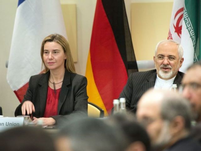 Nucléaire iranien: les discussions de Lausanne prolongées d'un jour