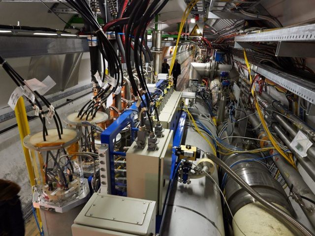 Remise en service de l'accélérateur de particules, le LHC