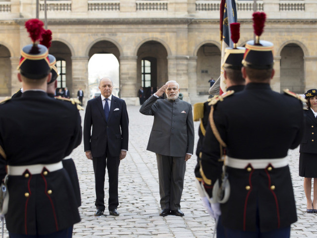 France/Inde: accord surprise pour la vente de 36 avions Rafale