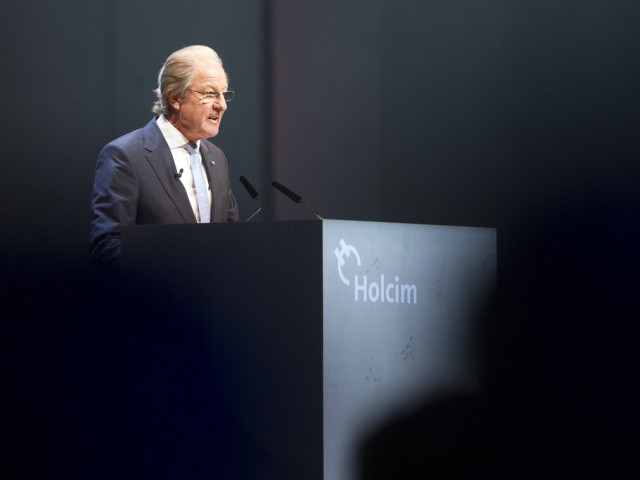 Les actionnaires d'Holcim acceptent toutes les propositions