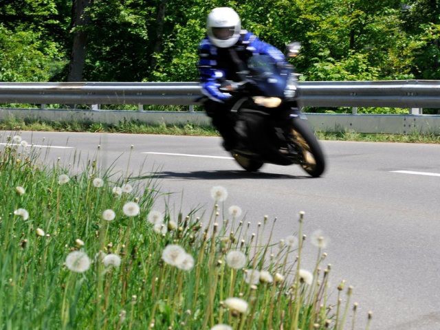 Motard à 181 km/h sur un tronçon limité à 80 km/h