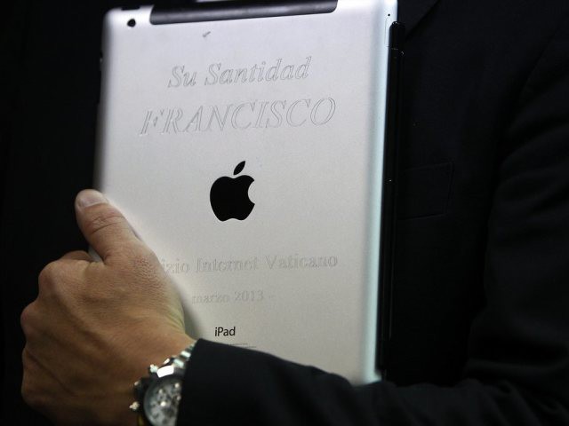 L'ancien iPad du pape vendu 30'500 dollars en Uruguay