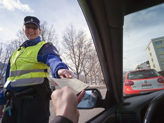 Une future loi veut rendre la police valaisanne plus attrayante