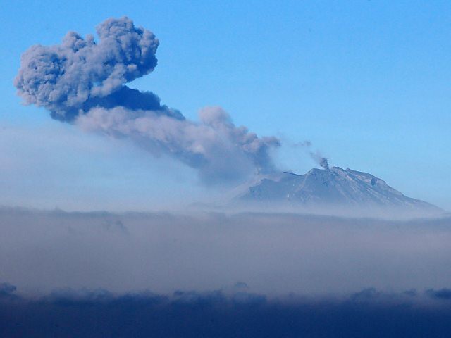 Chili: vols annulés à cause de l'éruption du Calbuco