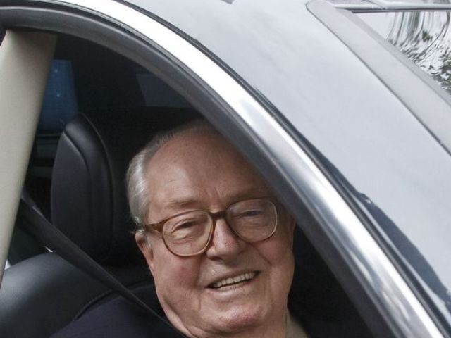 Le FN suspend Jean-Marie Le Pen et convoque une AG