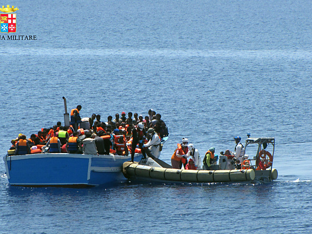 Plus de 1000 migrants ont débarqué mardi en Italie
