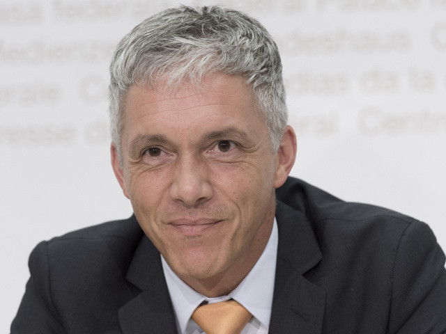 Le procureur de la Confédération Michael Lauber fait le ménage