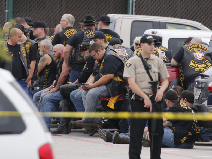 Fusillade au Texas: menaces contre les enquêteurs de la police