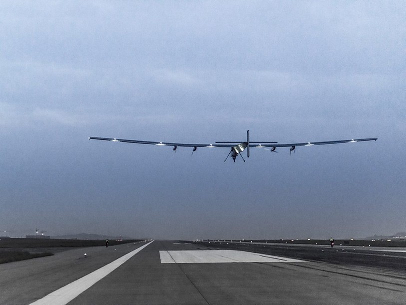 Solar Impulse 2 sur le point de décoller de Nankin