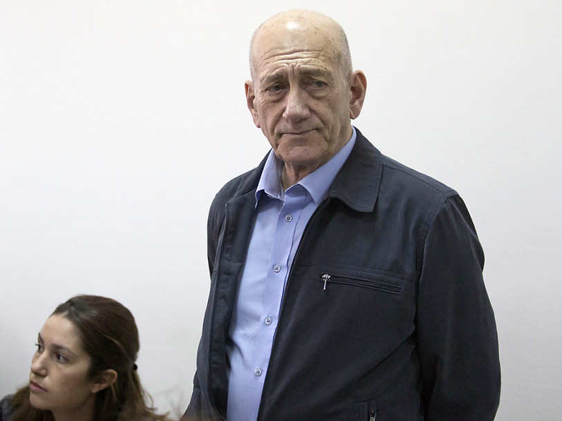 L'ex-Premier ministre Olmert condamné à huit mois ferme