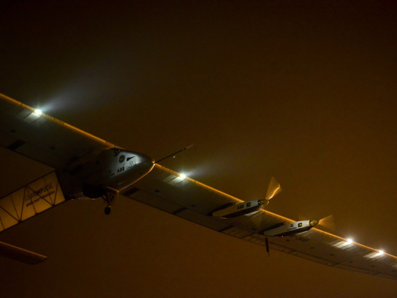 Solar Impulse forcé de patienter à cause d'un front orageux
