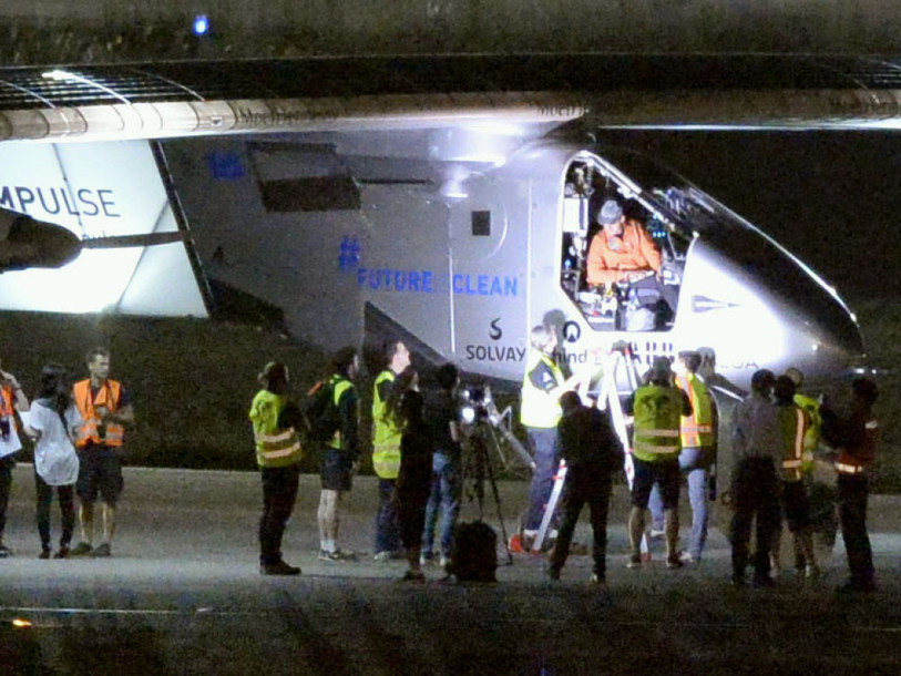 Escale forcée de Solar Impulse 2 à Nagoya