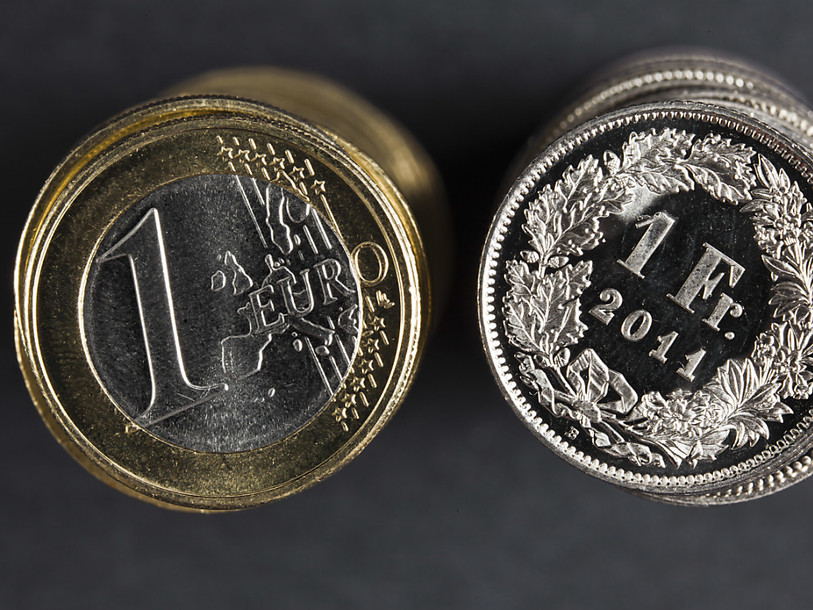Le franc au plus bas face à l'euro depuis deux mois et demi