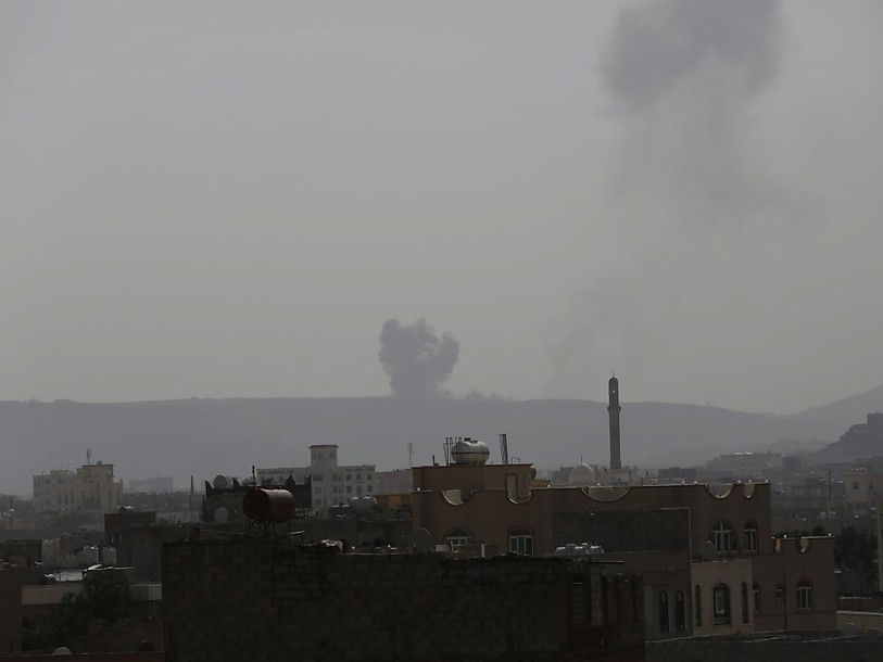 Raids de la coalition sur Sanaa au Yémen: 45 morts, dont 20 civils