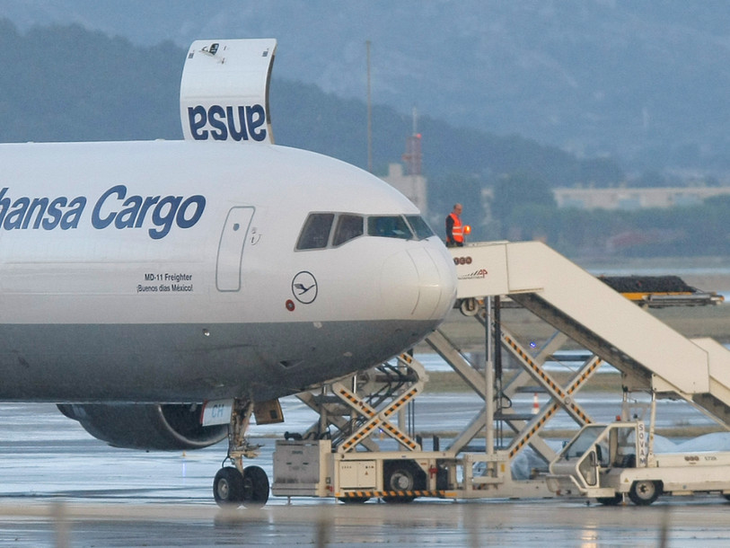 Germanwings: un vol spécial rapatrie 44 dépouilles vers l'Allemagne