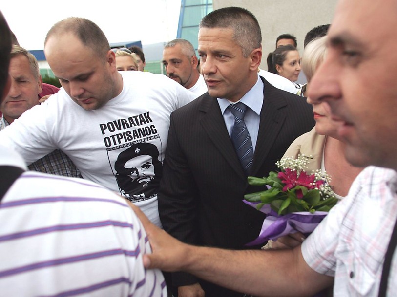 Un commandant bosnien de Srebrenica arrêté à Genève