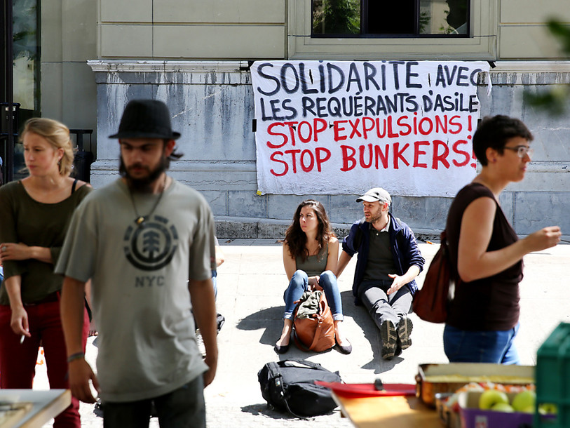La mobilisation contre l'hébergement dans des abris PC se poursuit
