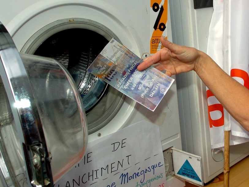 Les banques universelles menacées par le blanchiment d'argent