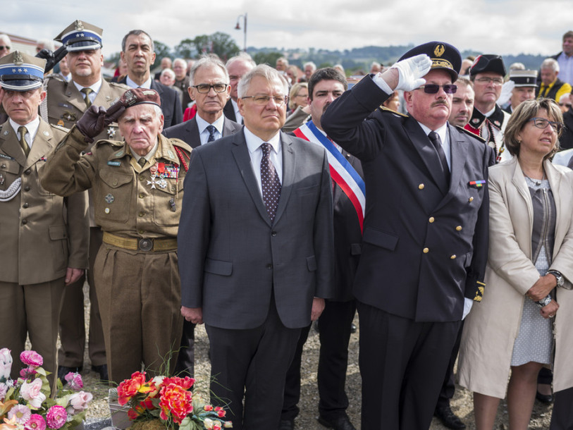 Célébration en hommage aux soldats polonais à Goumois (JU)