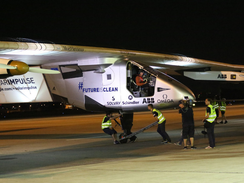 Solar Impulse 2 s'est envolé de Nagoya pour Hawaï