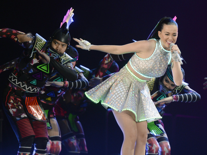 Katy Perry a gagné 135 millions de dollars en une année
