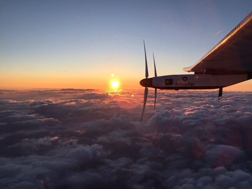 Solar Impulse a fait deux tiers du chemin entre le Japon et Hawaï