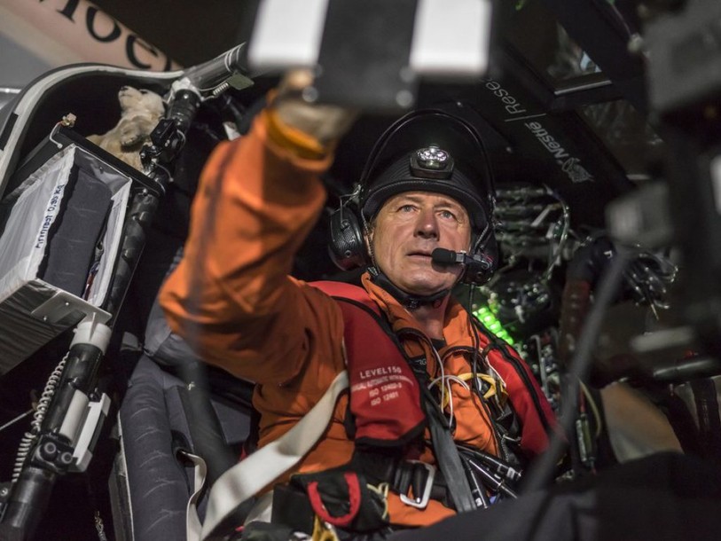 Solar Impulse Solar Impulse bat le record de vol en solitaire