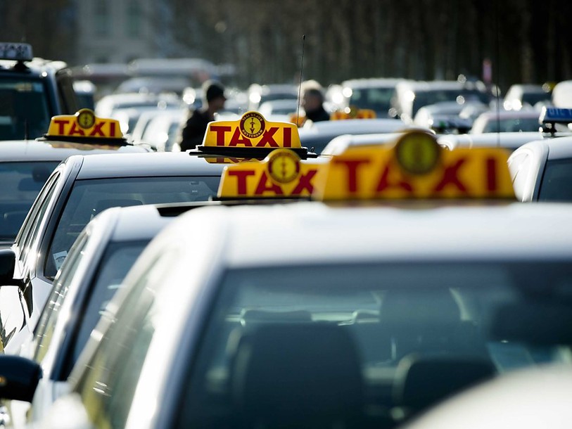 Uber suspend son service controversé UberPOP en France