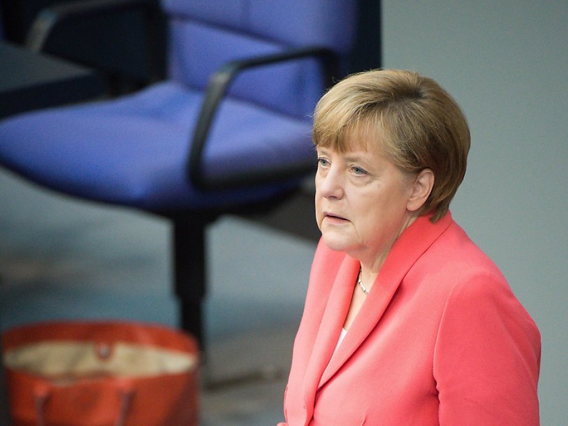 Merkel défend l'aide à Athènes à la tribune du Bundestag