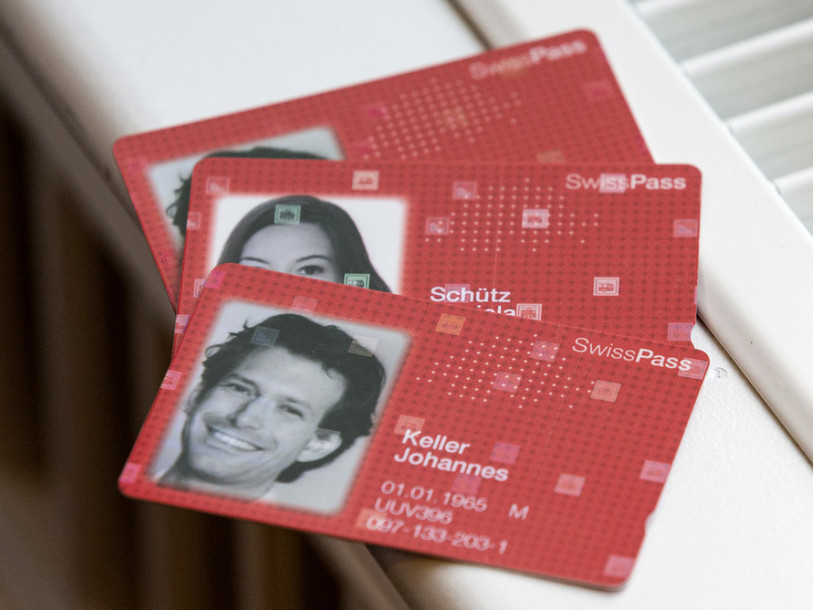 L'AG bleu devient le SwissPass rouge dès le 1er août