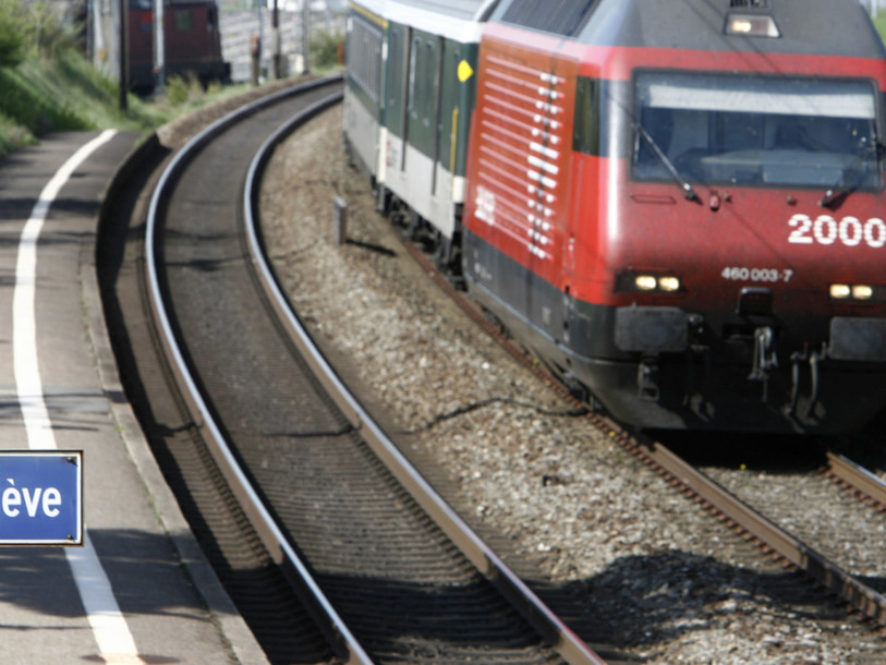 Deux wagons-citernes déraillent à Denges et provoquent des retards