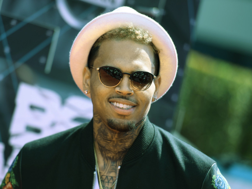 Chris Brown, bloqué aux Philippines, clame son innocence en jurant