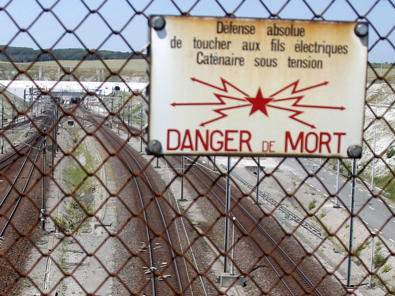 Retards dus aux migrants dans les trains du tunnel sous la Manche