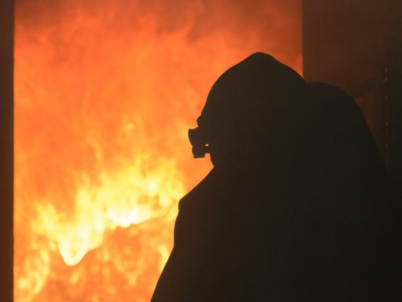 La Venoge pas menacée par l'incendie d'un entrepôt à Penthalaz (VD)