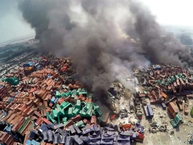 Chine: évacuation des habitants de la zone des explosions à Tianjin