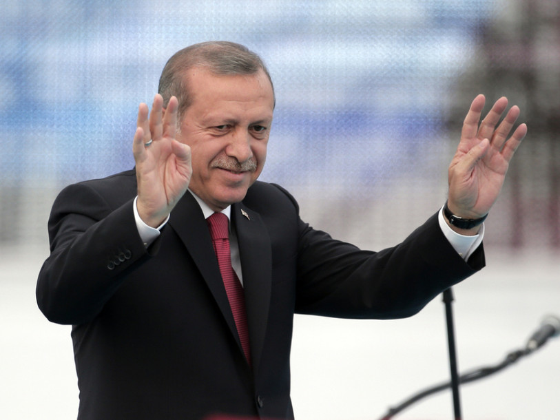 Erdogan maintient son pari risqué et convoque des élections en Turquie