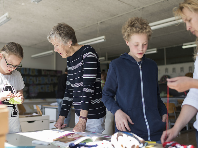 Un tiers de la population suisse s'engage dans le bénévolat