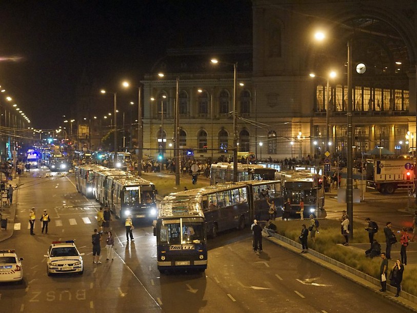 La Hongrie n'affrète plus de bus pour les migrants