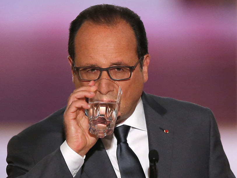 Hollande exclut toute opération française au sol en Syrie