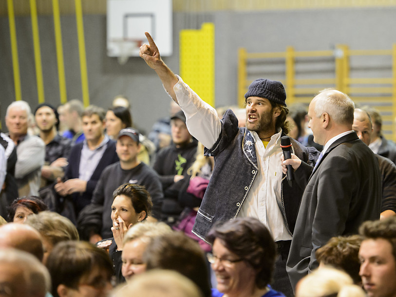 Le National soutient la création de centres fédéraux pour l'asile