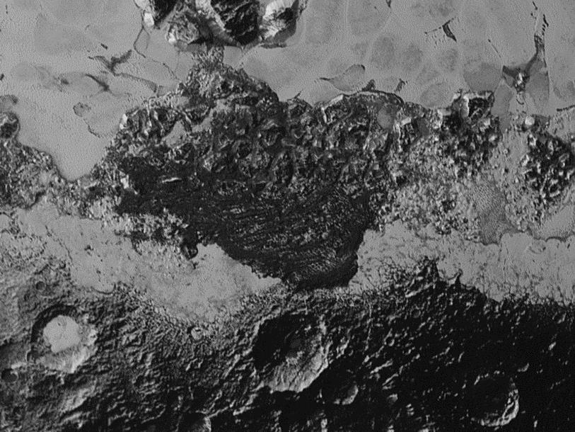 De nouvelles images de Pluton étonnent la NASA
